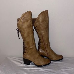 NWOT…BEAUTIFUL BOOTS.  BRAND: IRebe